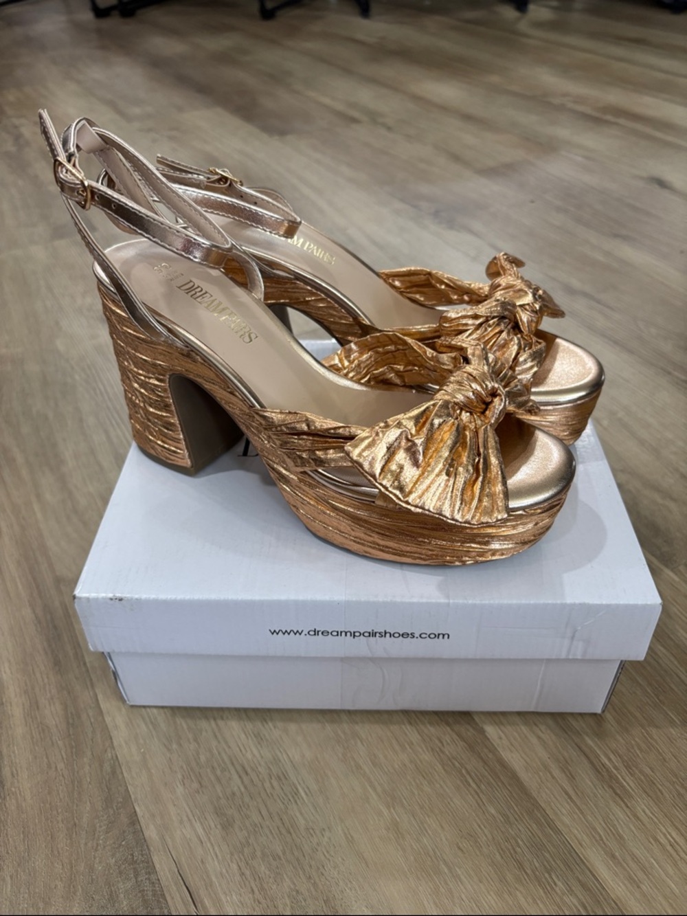 NEW Women’s Dream Pairs Platform Bow Knot Sandals - Picture 5 of 7